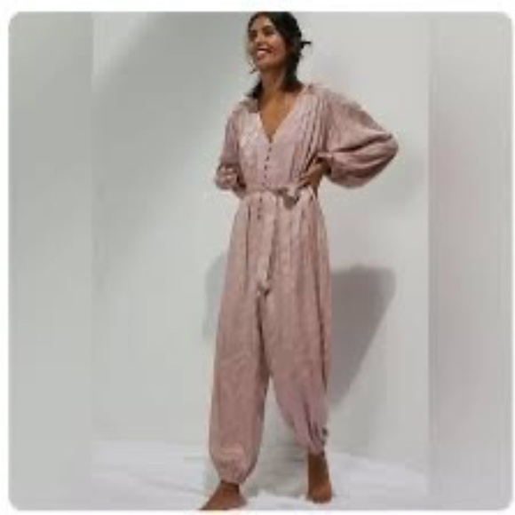 Anthropologie Blush Pink Satin Laurentia Jacquard Button Front Jumpsuit  Small - Picture 2 of 12